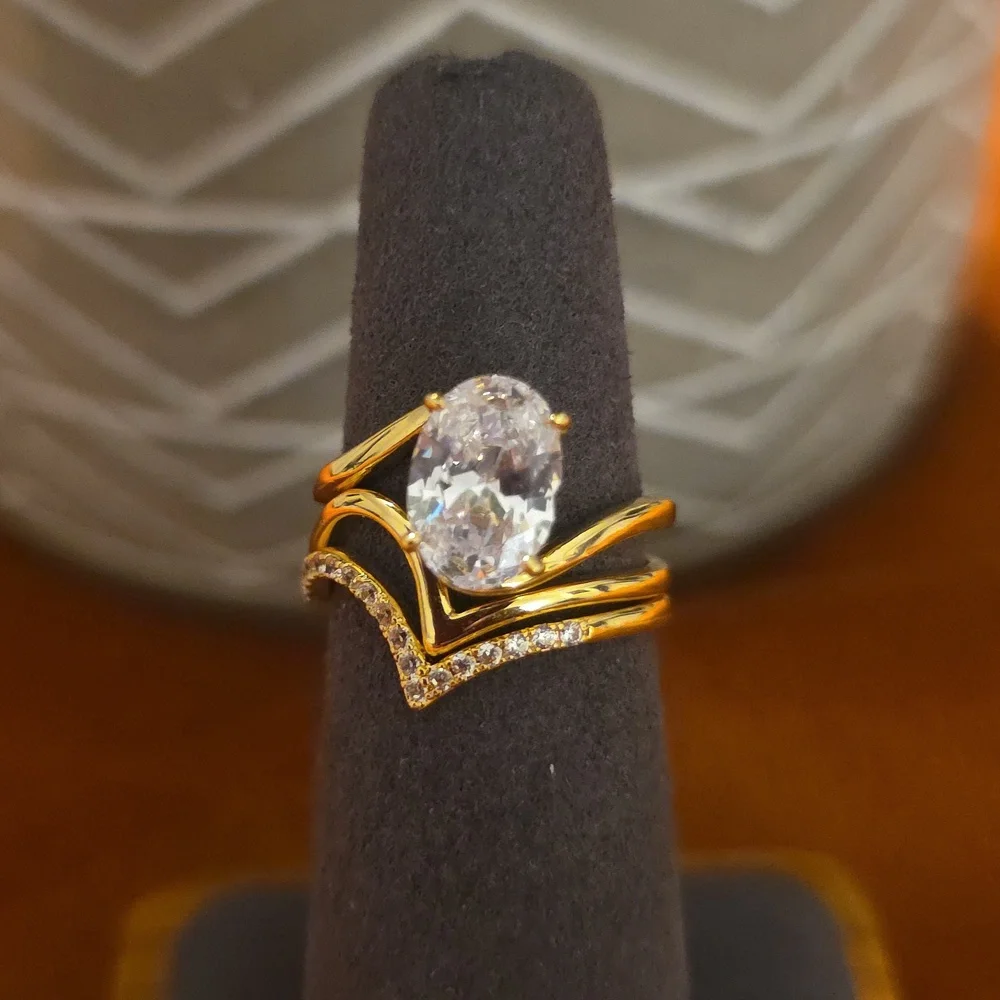 Elegant Gold Plated  and Zirconia  Women's Ring